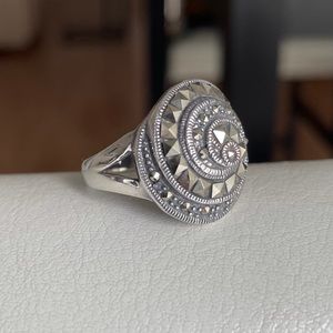 Sterling Silver Ring, size 7